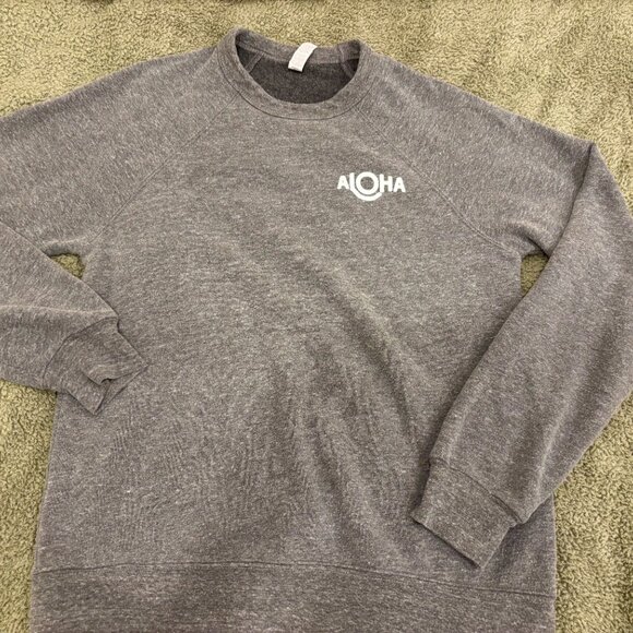ALOHA Collection Tops - Aloha Collection size small sweatshirt
